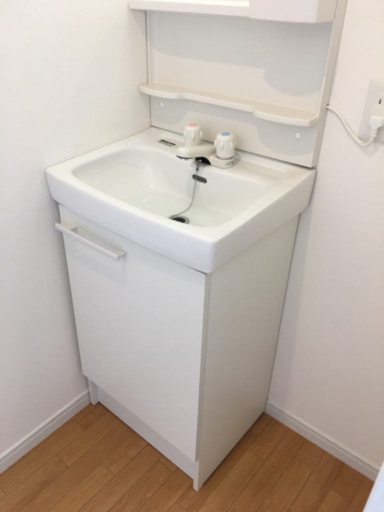 【施工実績：3】洗面台のリフォーム工事：東京都羽村市